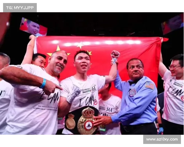 马达莱纳高举金腰带致敬澳大利亚，赛场洒下绿色彩带